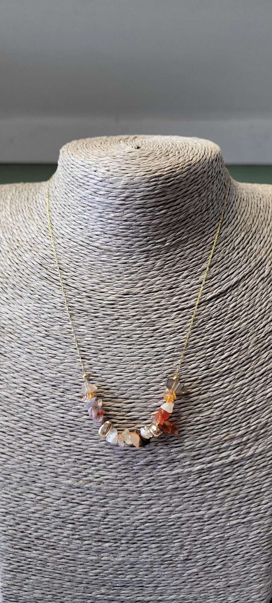 Minimalist Gemstone chip necklace