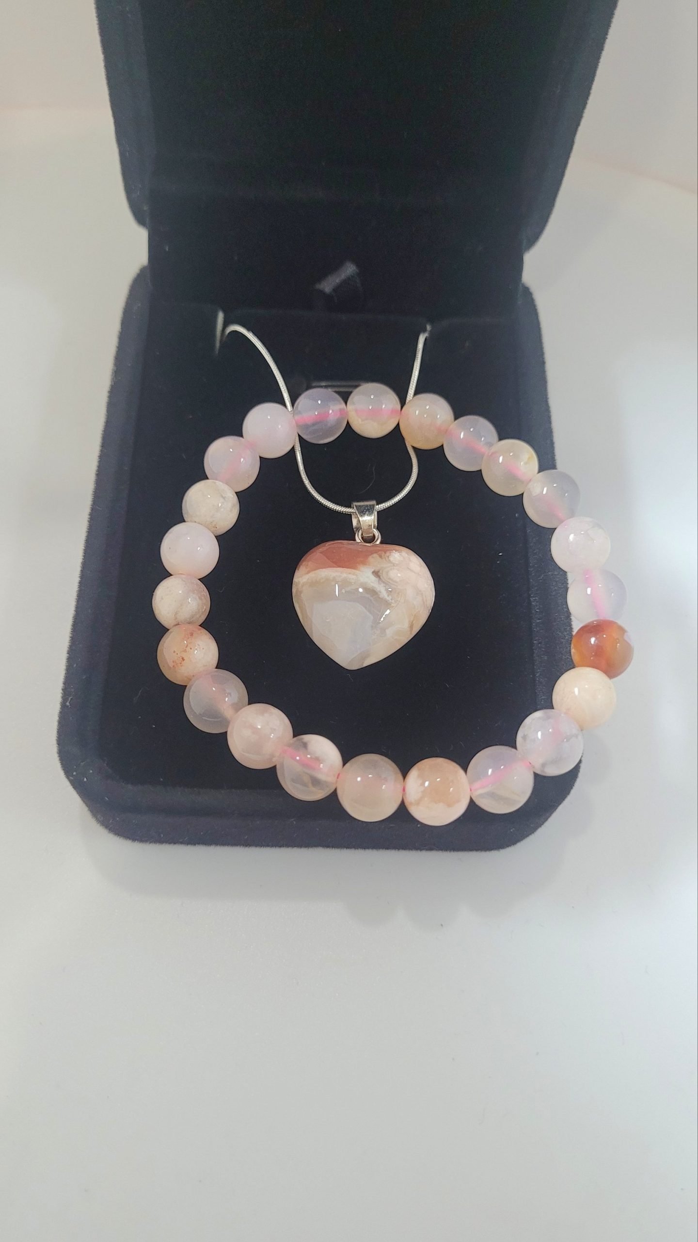 Flower Agate necklace and bracelet