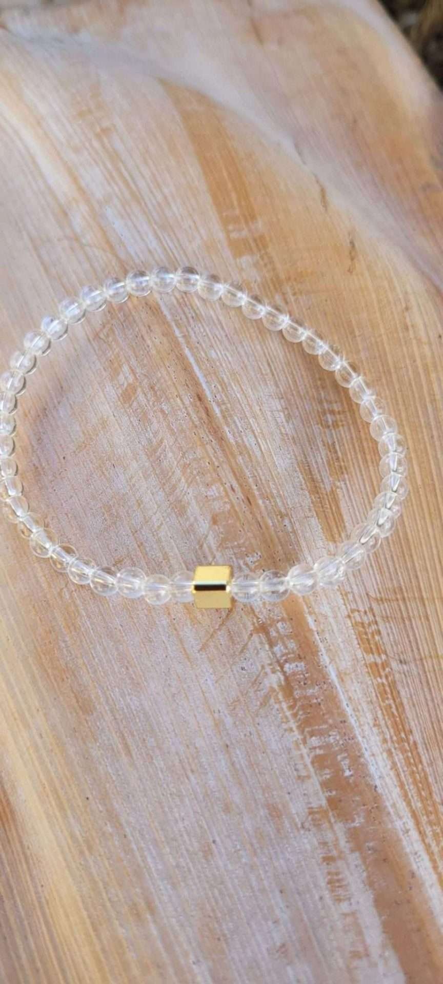 Minimalist 4mm Clear Quarts bracelet