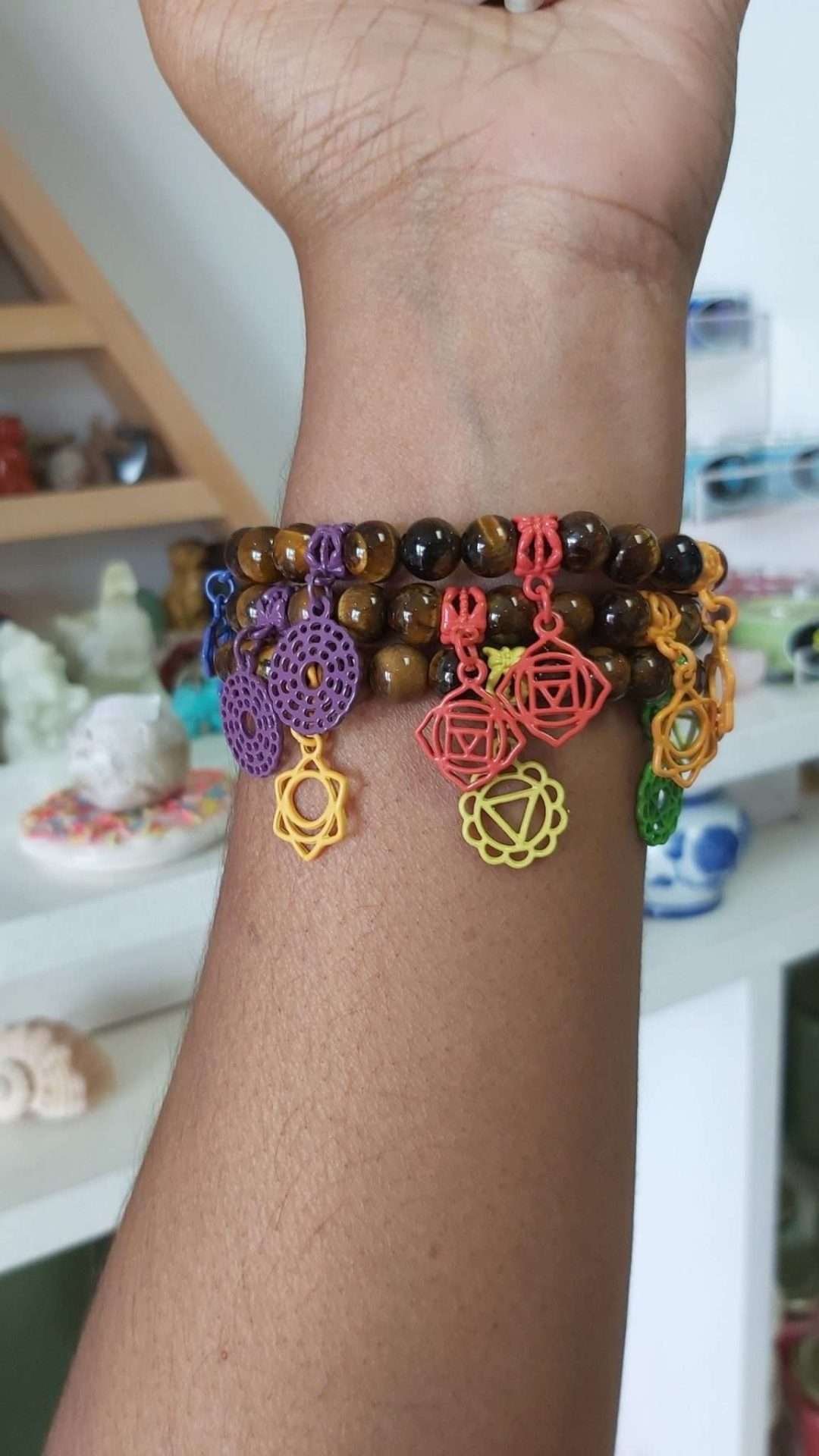 8mm tigers eye with 7 chakra charms