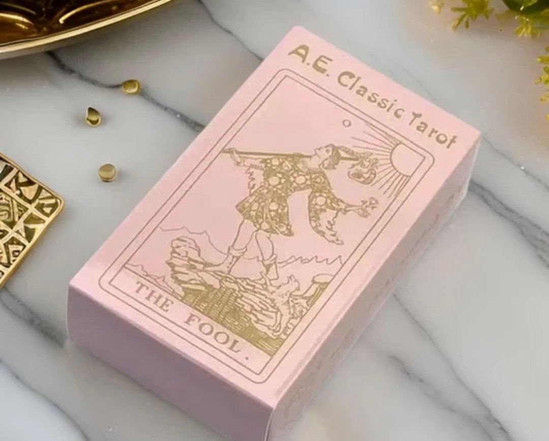 A E Classic Tarot  pocket size( no guidebook)